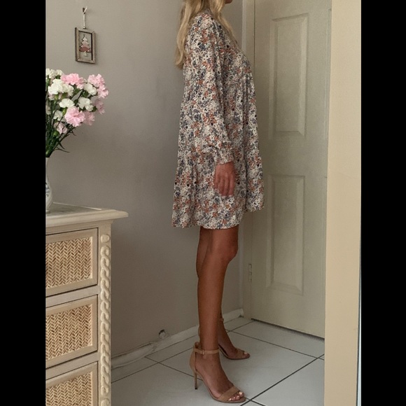 New Ruffle Floral Dress - Picture 10 of 10